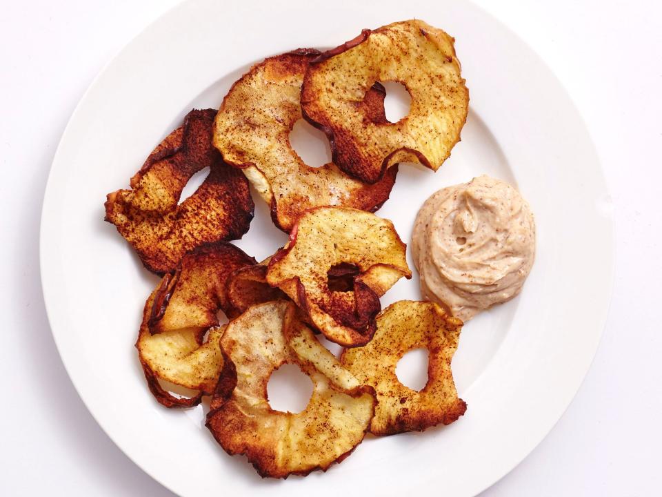 Make These Easy Air-Fried Cinnamon Apple Chips With Almond Yogurt Dip