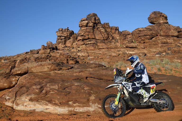 Arabia Saudita, un escenario conocido: Luciano Benavides lucirá el N°1 en la moto y el buzo, pero en el casco mantendrá el N°77, su fetiche y que tiene tatuado en la muñeca derecha