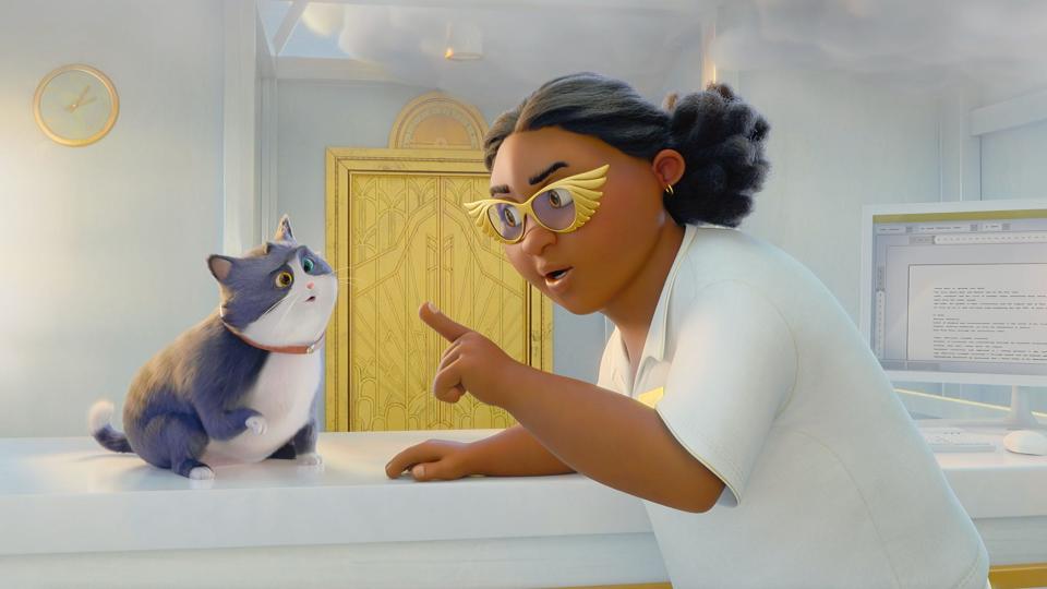 After using up his nine lives, spoiled cat Beckett (voiced by Mo Gilligan) makes a deal with angel Grace (Sophie Okonedo) in the animated comedy "10 Lives."