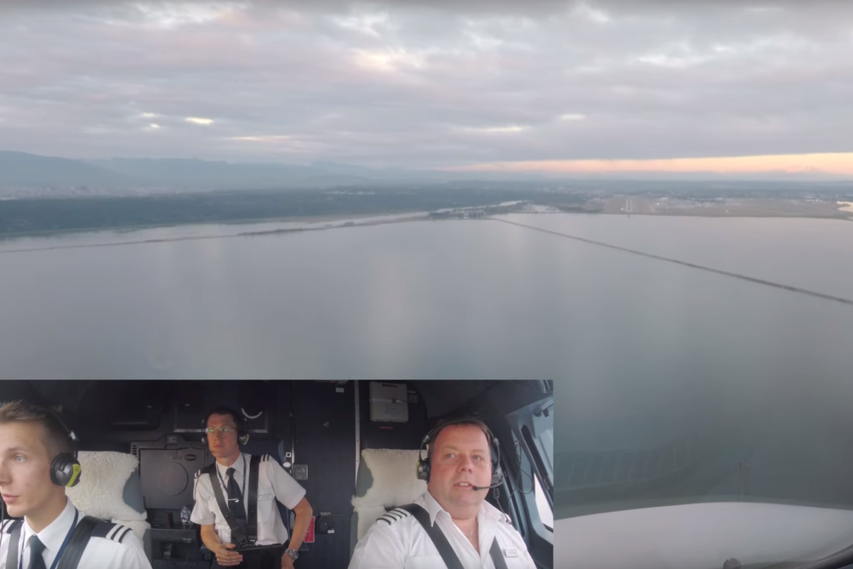 Landing: The film from the flight deck shows the plane coming into Vancouver: @DaveWallsworth