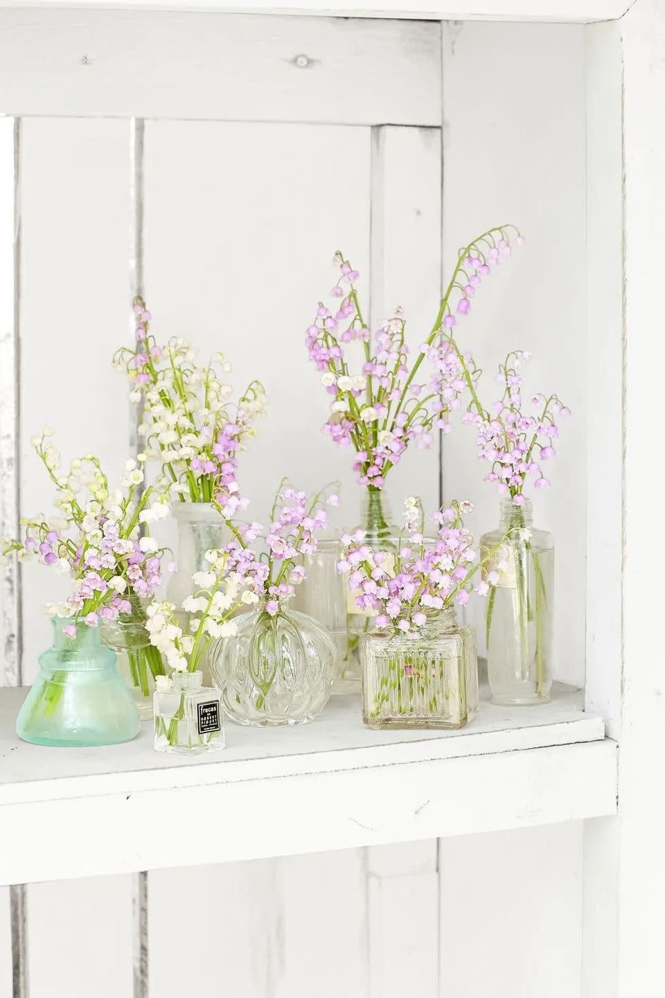 DIY Fragrance Bottles Flower Centerpiece