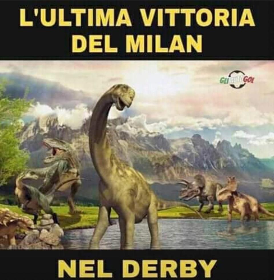 L'Inter ribalta il derby nel secondo tempo e non solo vince 4-2 al triplice fischio, ma spopola anche sui social. Ecco i migliori meme e gli sfottò su Instagram, Facebook e Twitter.