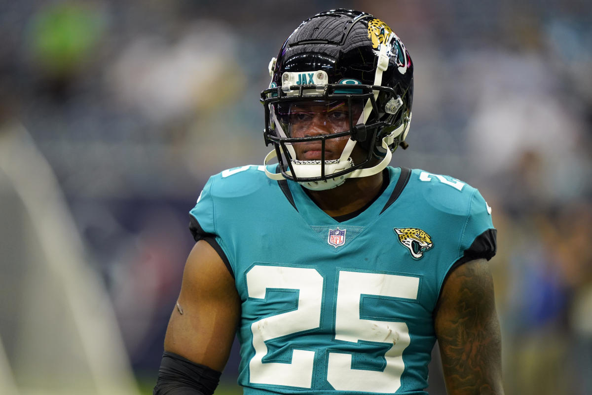 Patriots: James Robinson hoping for Jaguars throwback in 2023