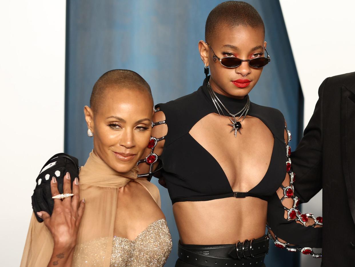 Jada Pinkett Smith and Willow Smith at the 2022 Vanity Fair Oscars after-party.