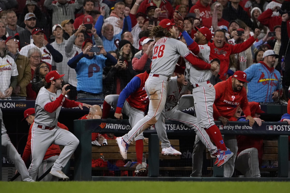 Filis avanzan y dan el adiós a Cardenales, Pujols y Molina