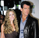 Malgré plusieurs nominations aux Golden Globes et le titre d’"Homme vivant le plus sexy", attribué par People magazine, en 2001, Pierce Brosnan s’est vu décerner d’autres récompenses nettement moins glorieuses… En 2000, il écope avec Denise Richards d’une nomination pour le Razzie Award du "pire couple dans un film d’aventure" pour leur performance dans Le monde ne suffit pas. Et 9 ans plus tard, il décroche celui du "pire acteur dans un second rôle" dans la comédie musicale Mamma Mia. Double zéro pointé pour 007 ! ©Getty Images