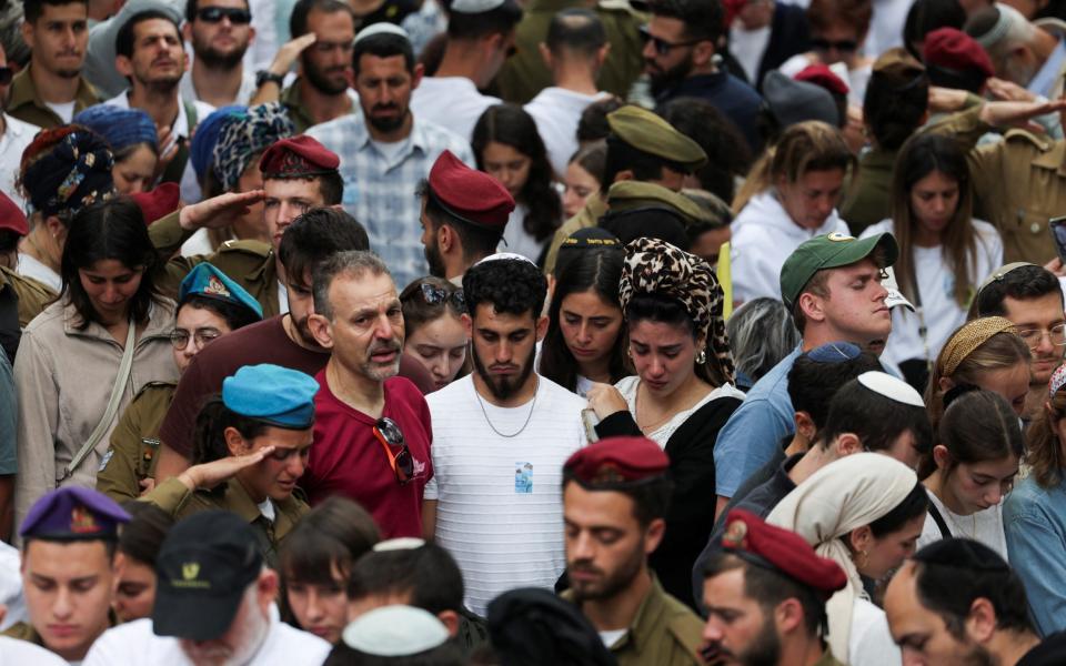 Crowds gathered in Jerusalem to mark the Memorial Day