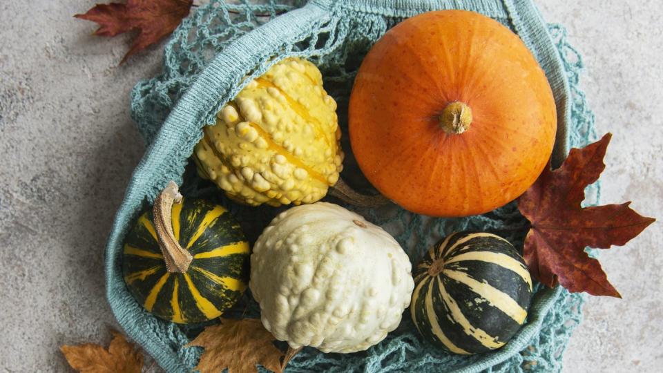 thanksgiving prayers pumpkin arrangement