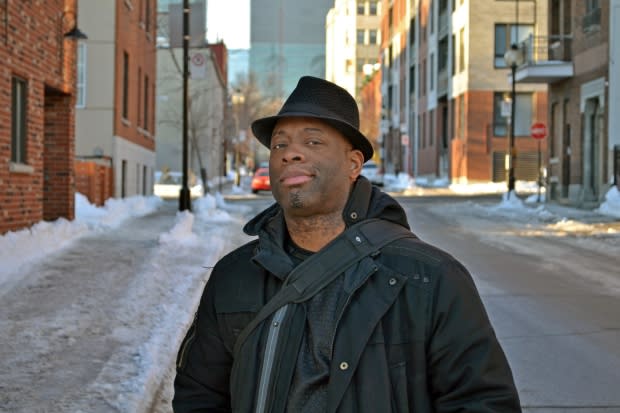 Montreal man contesting ticket for walking on street to avoid icy sidewalk