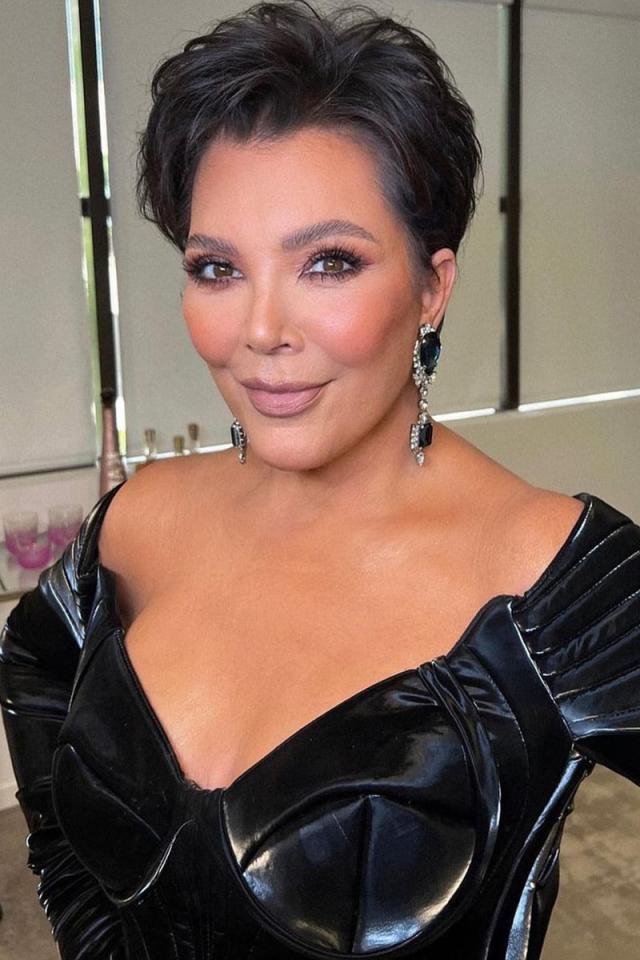 Kris Jenner Throwback Photos Proves That The Pixie Cut Is Forever Timeless