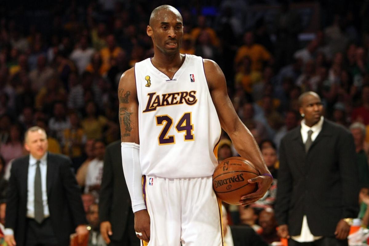 Smithsonian museum honors Kobe Bryant by displaying his Finals