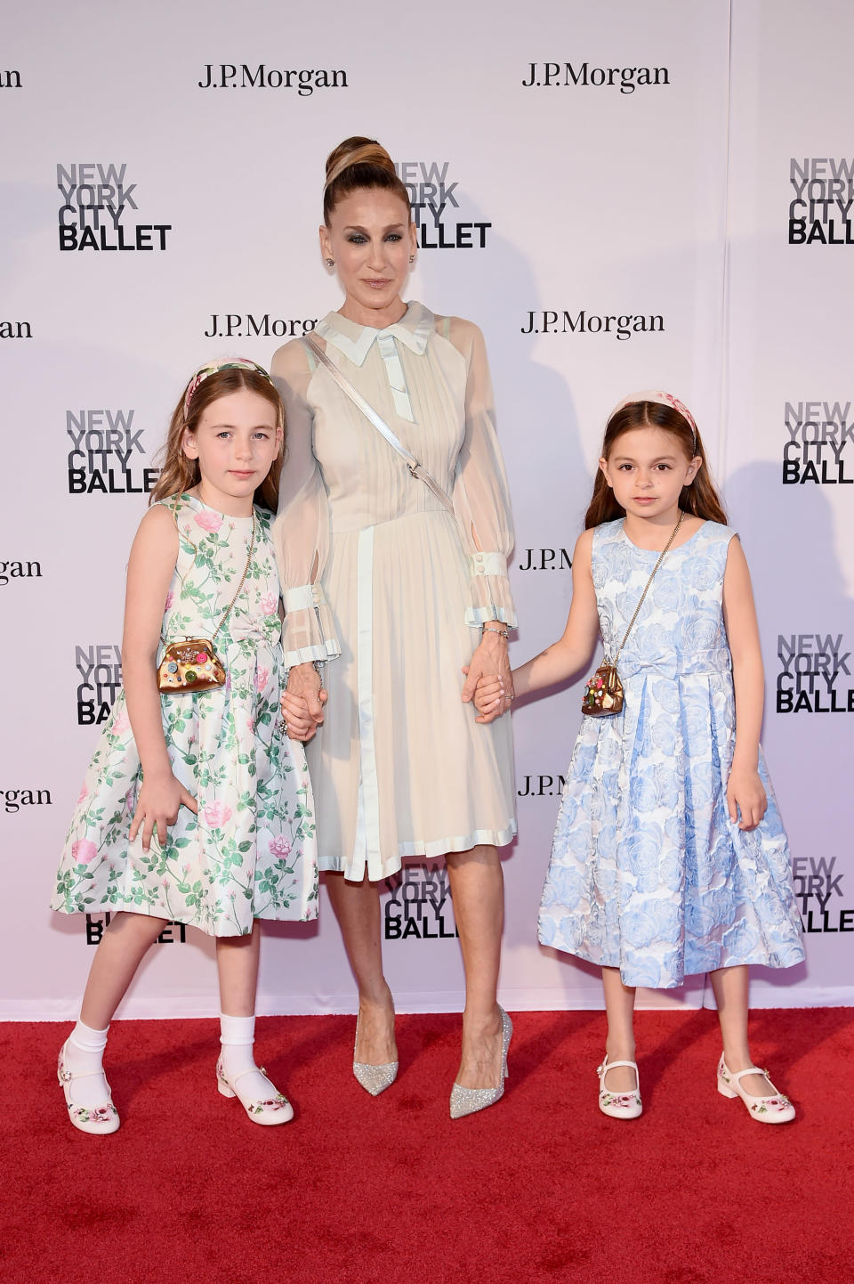 Sarah Jessica Parker and her daughters on the red carpet