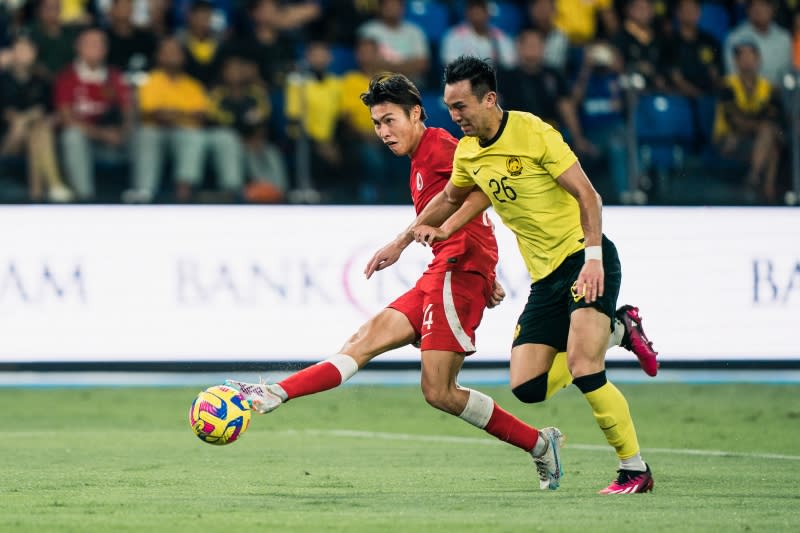 Pan Peixuan's semi-single knife edge went out of bounds.  (Photo: Hong Kong Football Association)