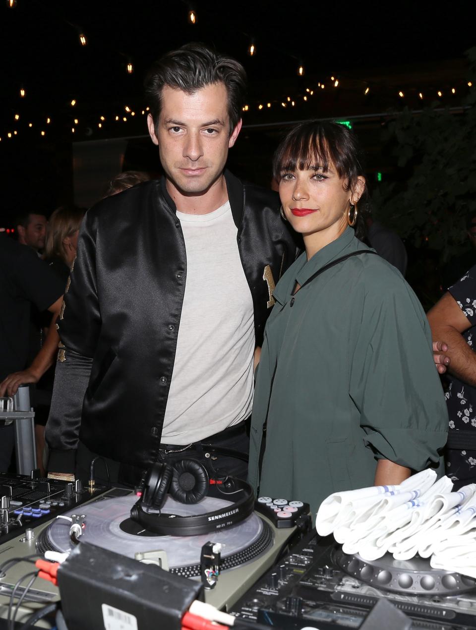 Rashida Jones and Mark Ronson