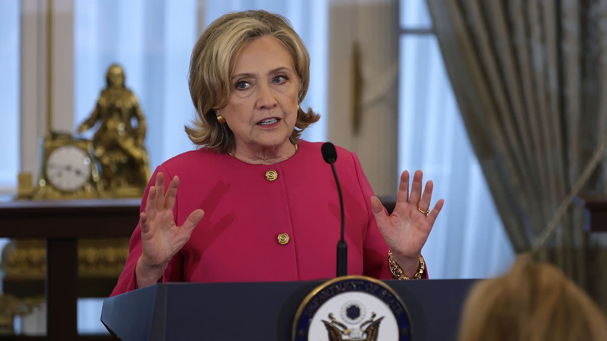 Hillary Clinton told MSNBC host Alex Wagner of news that Tucker Carlson was interviewing Russian President Vladimir Putin that there is a yearning for leaders who can kill and imprison their opponents, destroy the press and lead a life that is one of impunity, unbound by any laws. 