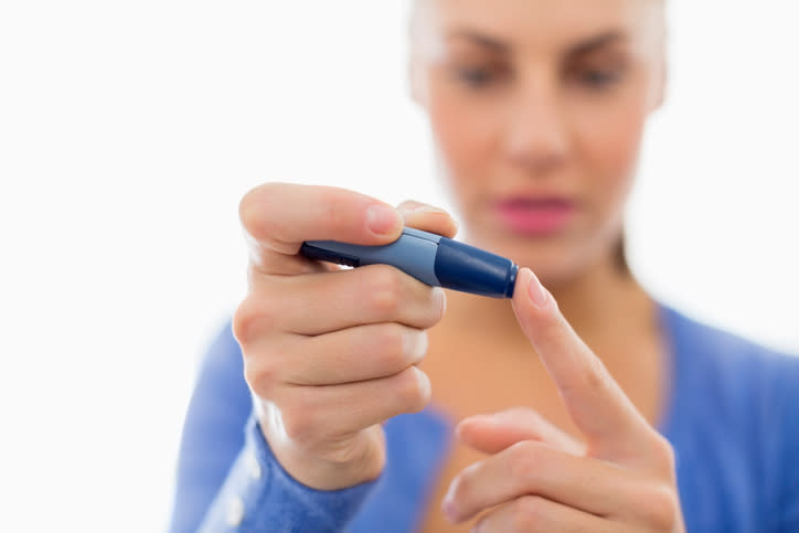 Un buen control del nivel de azúcar en sangre es clave para la salud bucal. – Foto: Tom Merton/Getty Images