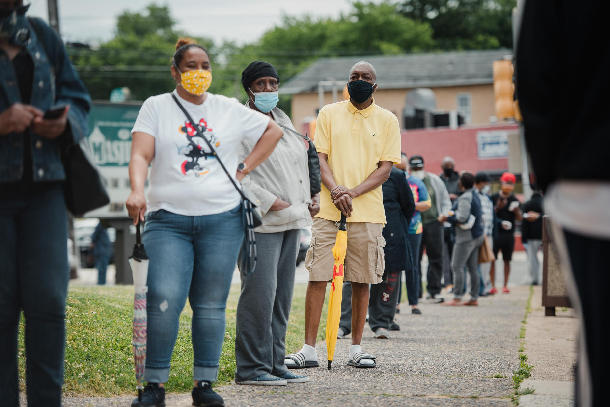 People line up to vote at the Masjidullah Mosque in Philadelphia, Pennsylvania, U.S., on Tuesday, June 2, 2020. (Hannah Yoon/Bloomberg via Getty Images)