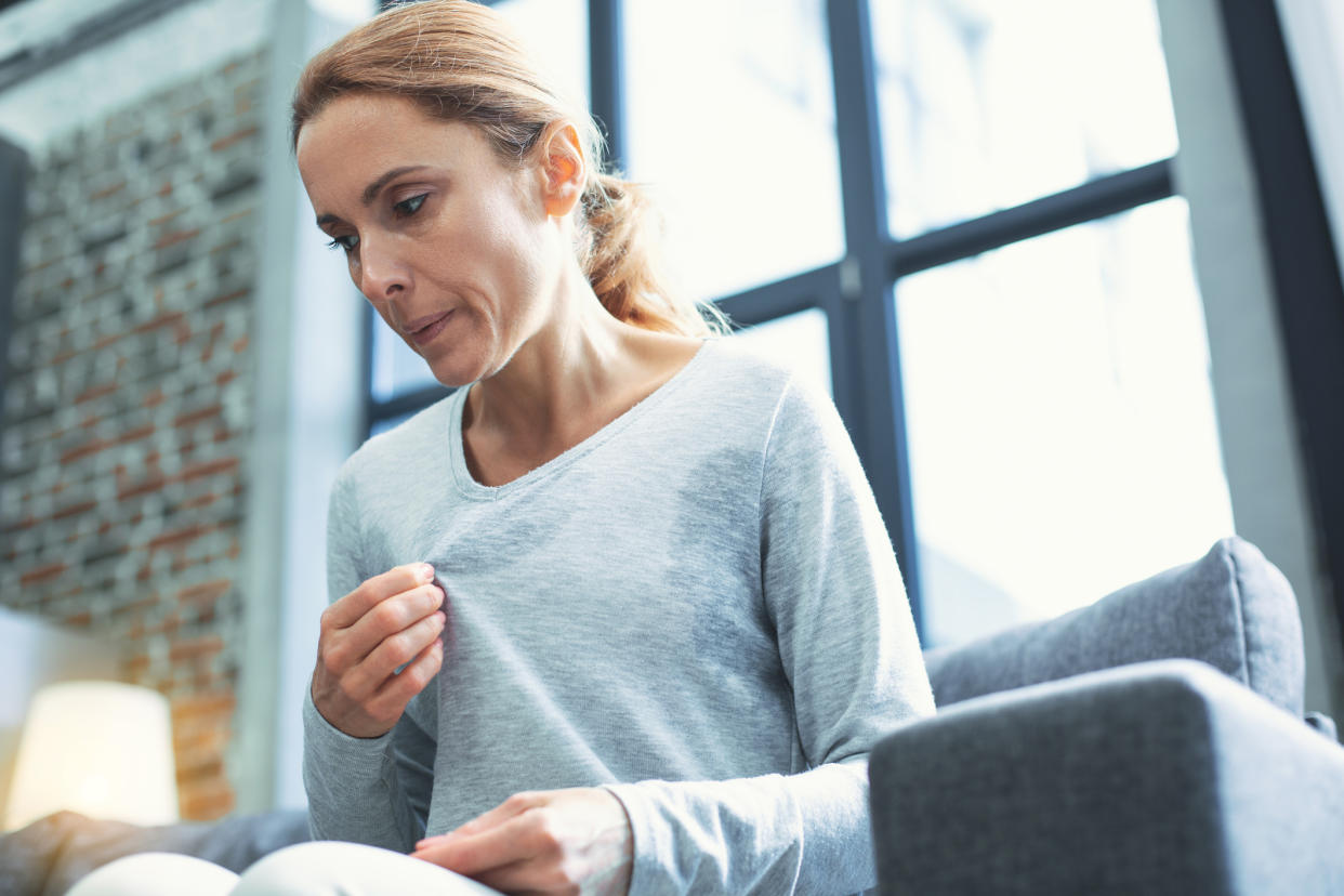 There are some simple ways to deal with excessive sweating, including wearing breathable fabrics. (Getty Images)