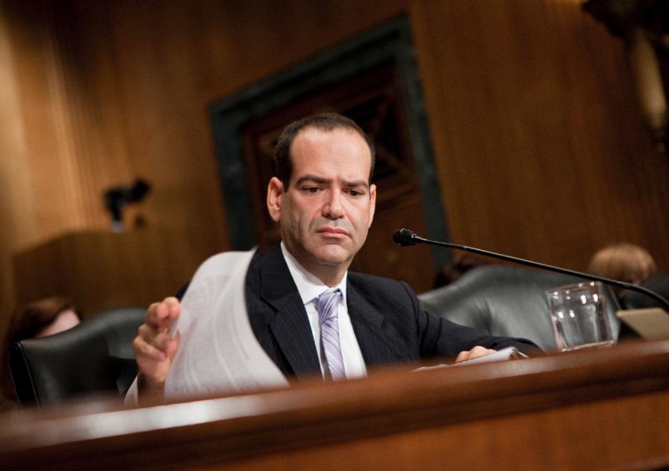 Former Inspector General for the Troubled Asset Relief Program Neil Barofsky, pictured in July 2010 (AFP Photo/BRENDAN SMIALOWSKI).