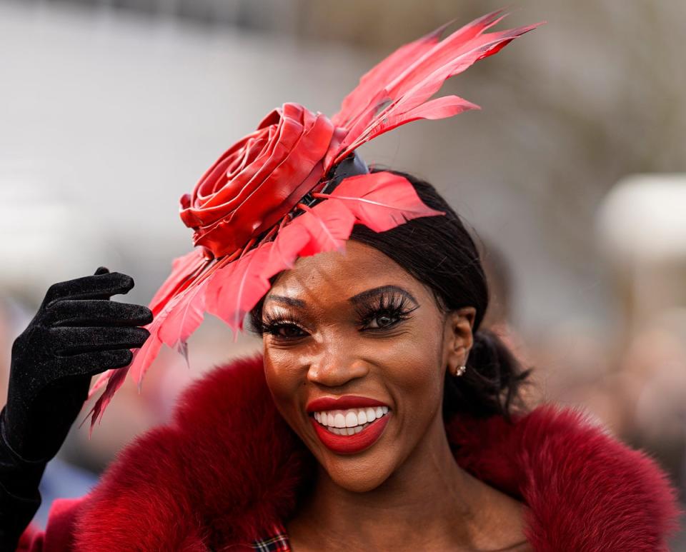 Fashion on Ladies Day at Cheltenham Racecourse on March 11, 2020 in Cheltenham (Getty Images)