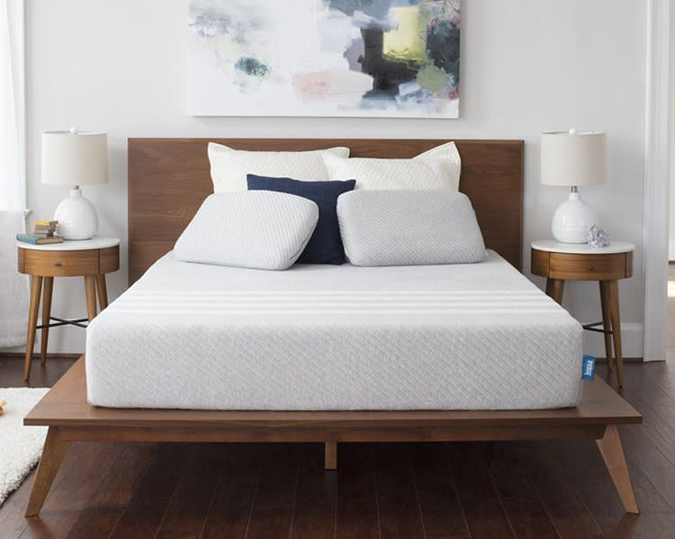 Celebrate World Sleep Day by taking advantage of mattress sales happening right now. (Photo: Leesa Sleep via Instagram)