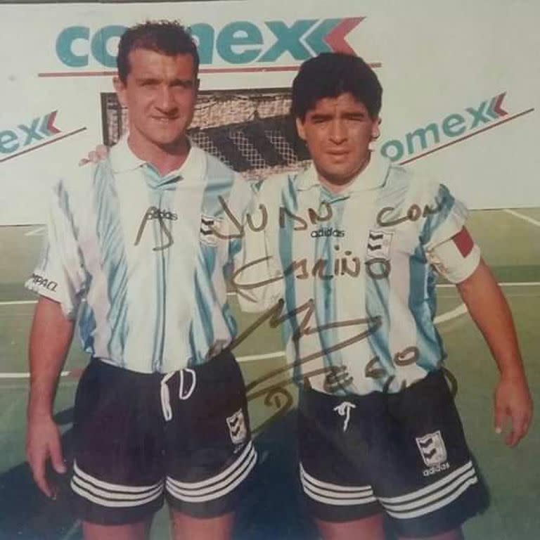JUAN AMADOR SANCHEZ 100 PREGUNTAS con Maradona