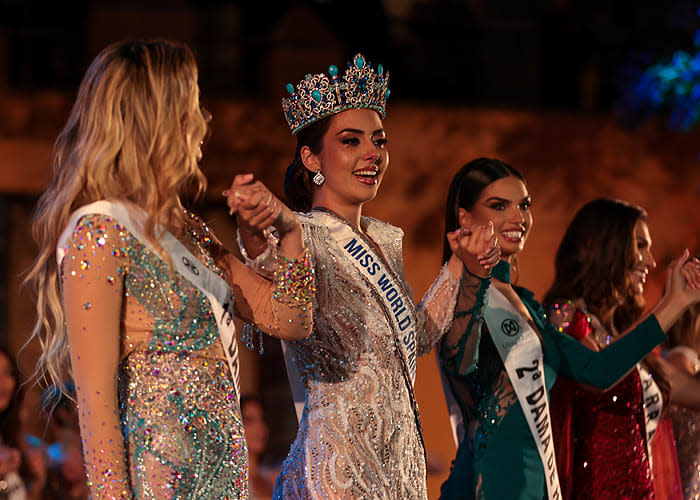 Corina Mrazek es la nueva Miss World Spain 2023 