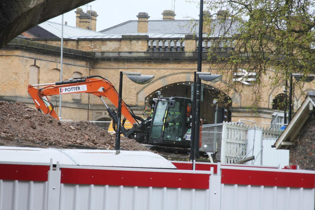 Work to demolish York's Queen Street Bridge underway on Sunday <i>(Image: Dylan Connell)</i>