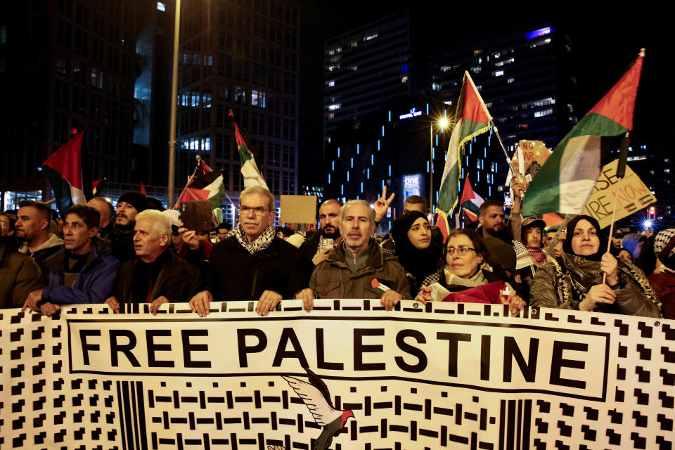 Pro-palästinensische Demonstration in Berlin am 10. November. (Bild: REUTERS/Liesa Johannssen)