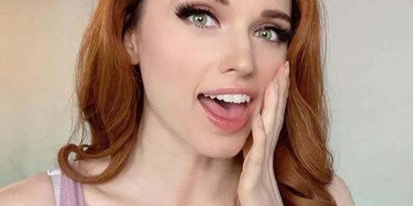 ¡Desastre! Amouranth se encontró con acosadores en TwitchCon