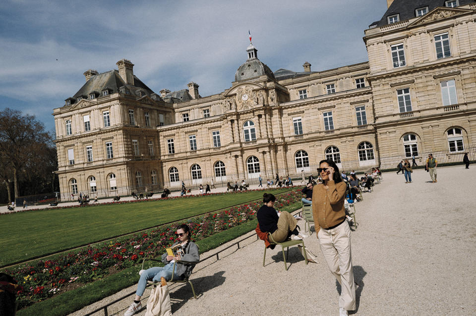 Jardins du Luxembourg is a perennially popular Left Bank locale for sitting or strolling. 