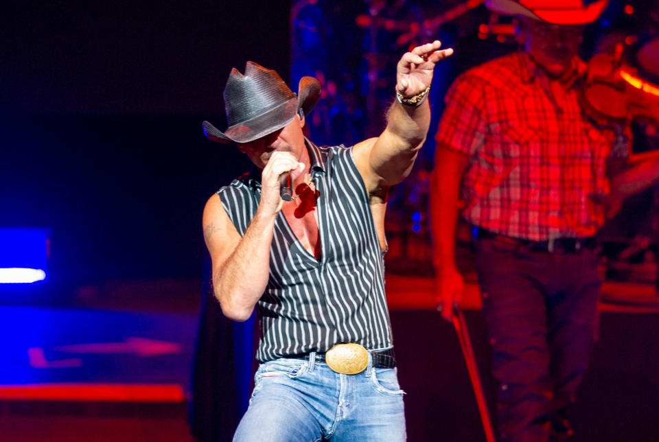 HIGHLAND, CALIFORNIA – SEPTEMBER 09: Tim McGraw performs on stage at Yaamava’ Theater at Yaamava’ Resort & Casino on September 09, 2022 in Highland, California. (Photo by John Sciulli/Getty Images for Yaamava’ Resort & Casino)