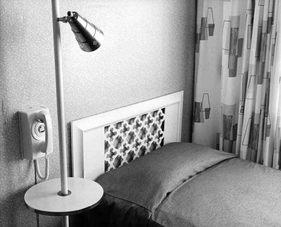 Everglades Hotel room in 1960. Bob East/Miami Herald File