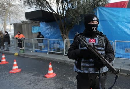 Turkish police stand guard outisde the Reina nightclub by the Bosphorus, which was attacked by a gunman, in Istanbul, Turkey, January 1, 2017. REUTERS/Huseyin Aldemir/File Photo