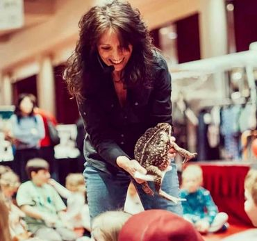 Noelle Bezio, a USDA-licensed animal educator, will present the Zoozort Live Animal Show April 13 at Thelma.