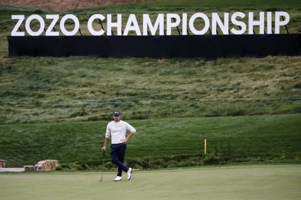 Patrick Cantlay waits at the 18th hole during the final round of the Zozo Championship golf tournament Sunday, Oct. 25, 2020, in Thousand Oaks, Calif. (AP Photo/Ringo H.W. Chiu)