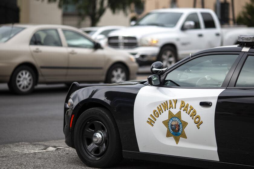 LOS ANGELES, CALIF. - FEBRUARY 01: A California Highway Patrol vehicle waits to turn onto Washington blvd after departing the CHP Office near downtown Los Angeles, on Friday, Feb. 1, 2019 in Los Angeles, Calif. (Kent Nishimura / Los Angeles Times)