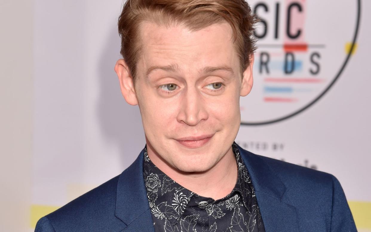 Macaulay Culkin ist Vater eines Sohnes geworden. Dies bestätigten der 40-Jährige und seine Partnerin, Schauspielerin Brenda Song, in einem Statement gegenüber dem US-Magazin "Esquire". (Bild: 2018 Getty Images/Jeff Kravitz/FilmMagic)