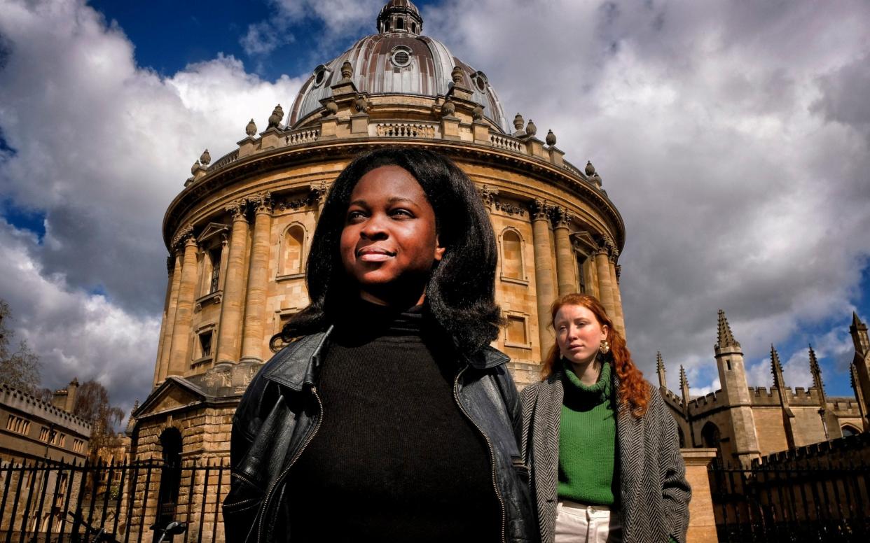 Kemi Agunbiade and Clara Riedenstein outside Radcliffe Camera, Oxford - John Robertson