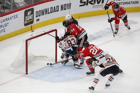 NHL: Edmonton Oilers at Chicago Blackhawks