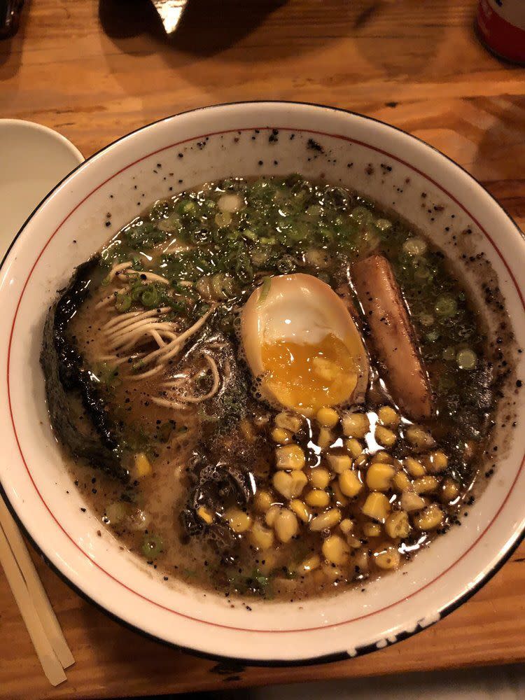 burnt garlic tonkotsu ramen