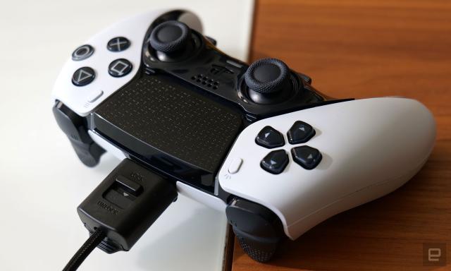 PS5 DualSense Edge Controller review: a luxury pad that misses the mark