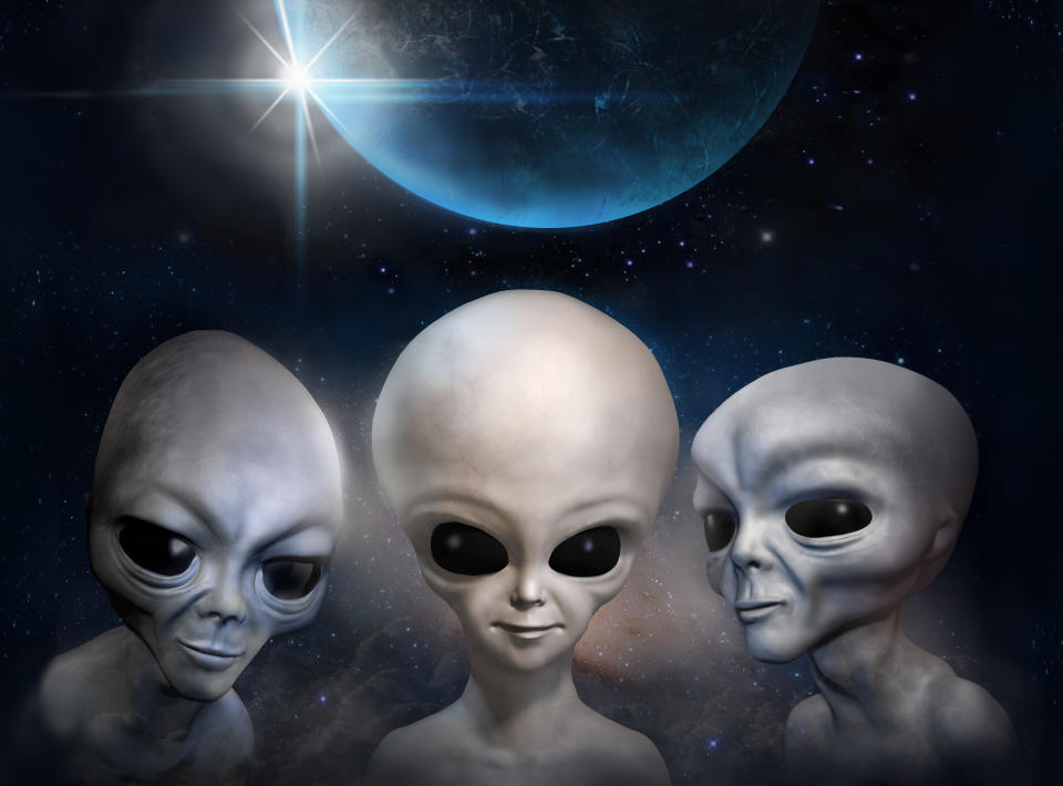Ilustraciones de alienígenas basados en las descripciones de Strieber y otras personas que aseguran haberlos visto (GETTY Images).