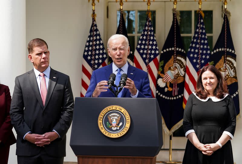 FILE PHOTO: U.S. President Biden hails U.S. railway labor agreement following talks in Washington