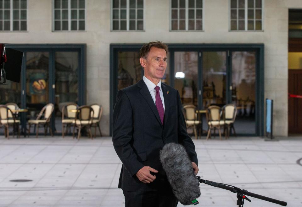 recession Chancellor of the Exchequer JEREMY HUNT is seen outside BBC as he appears in breakfast shows after revealing mini budget