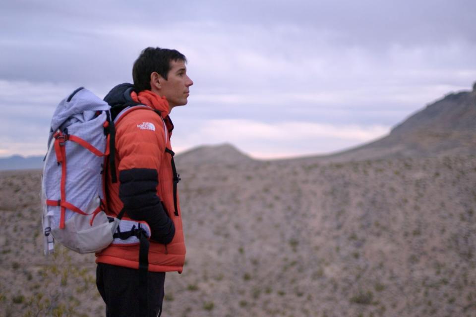 Alex Honnold hikes through the Las Vegas desert. (National Geographic)