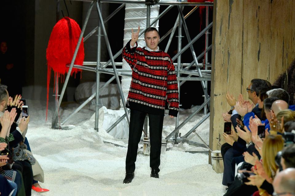 <h1 class="title">Raf Simons</h1><cite class="credit">Photo: Getty Images</cite>