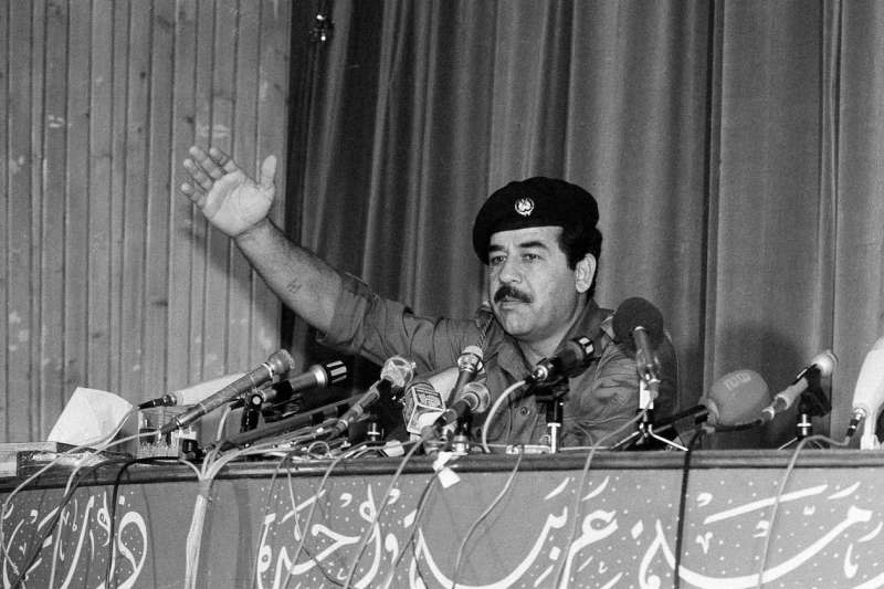 1980年的伊拉克總統海珊。（AP）