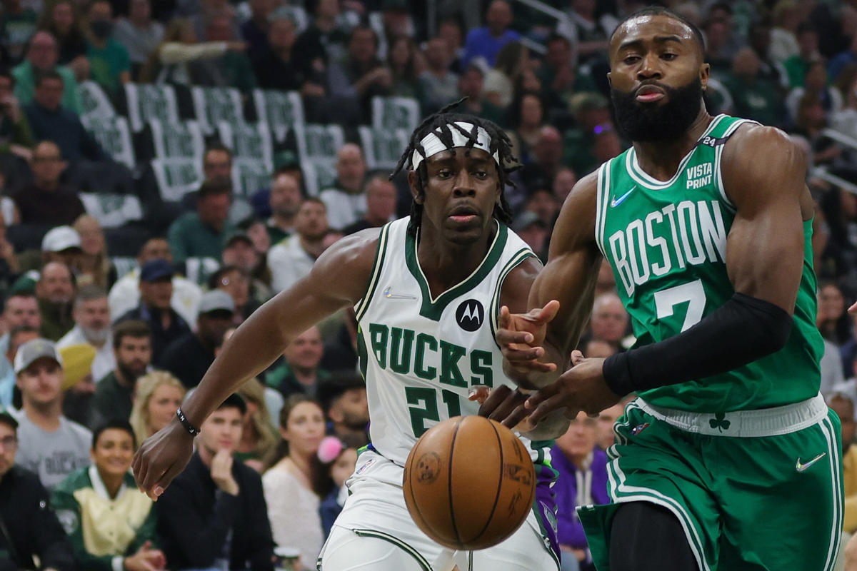 Jrue Holiday struggles to shoot in Celtics preseason debut against