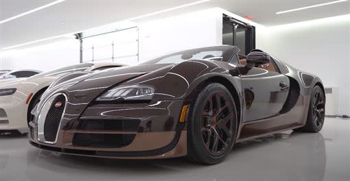 Bugatti Veyron Grand Sport Vitesse Rembrandt超跑，全球僅3輛。（圖／翻攝自Manny Khoshbin Youtube）